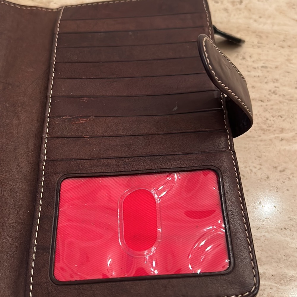 Dooney & Bourke Red Croc-Embossed Leather Wallet with Brown Trim - Picture 6 of 11